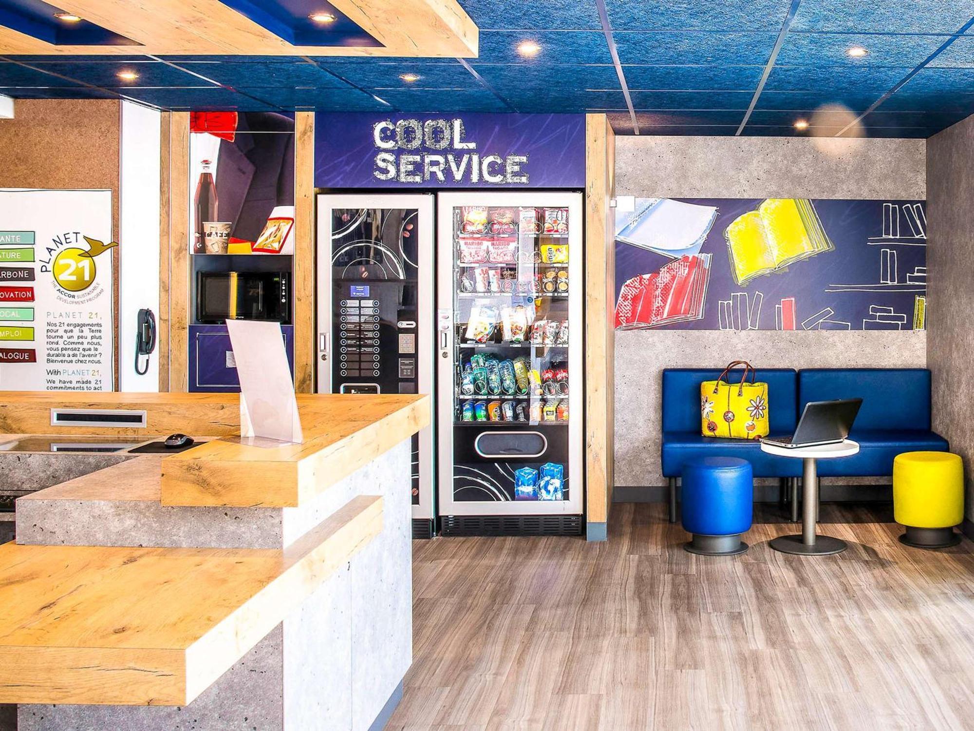 Ibis Budget Issoire Exterior foto