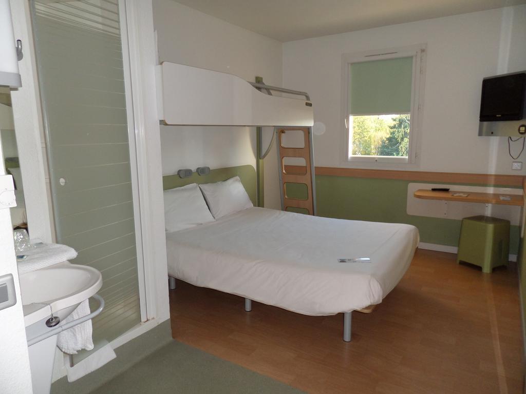 Ibis Budget Issoire Zimmer foto